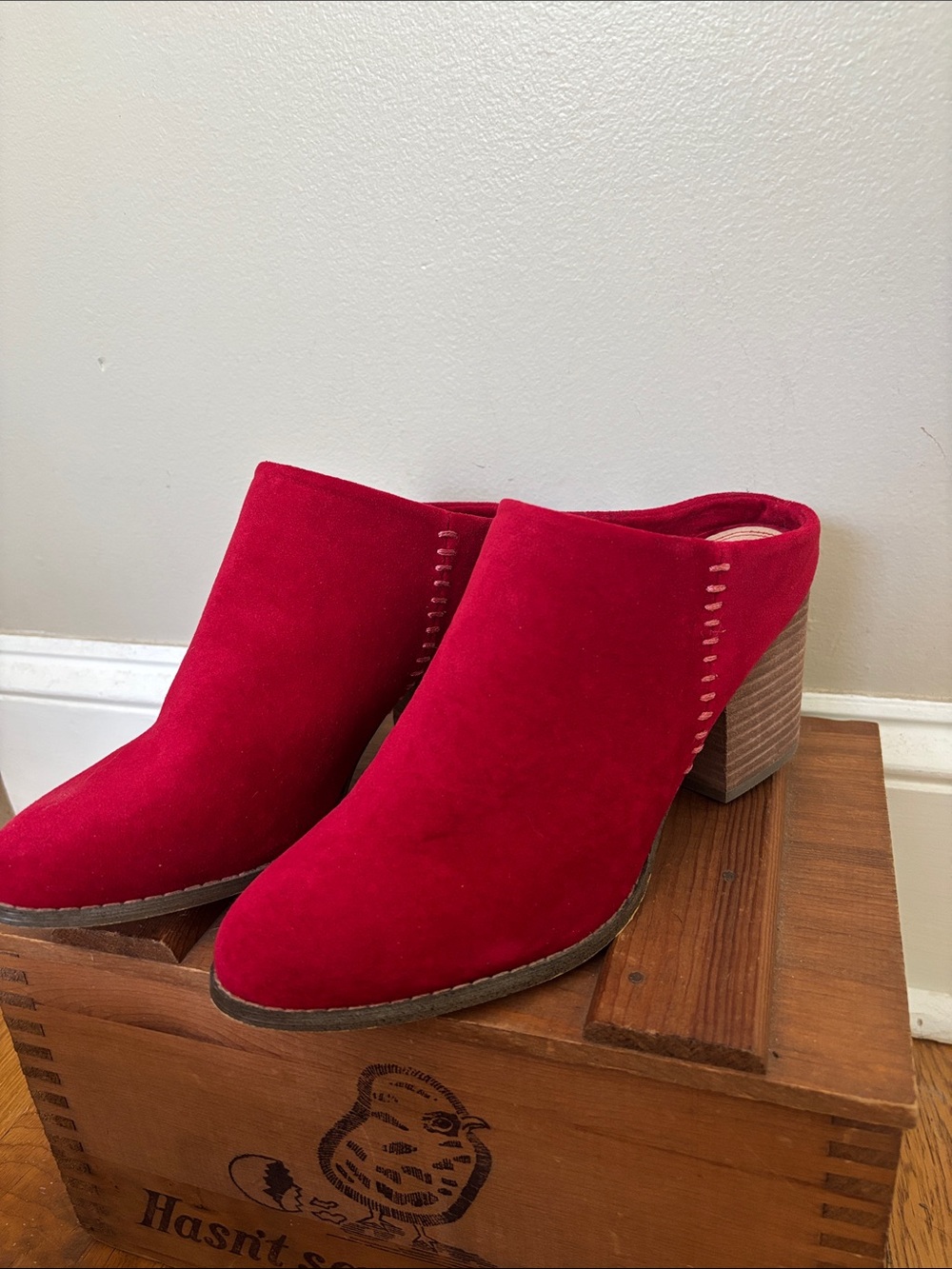 A rider girl size 10  Red Suede Block Heel Mules